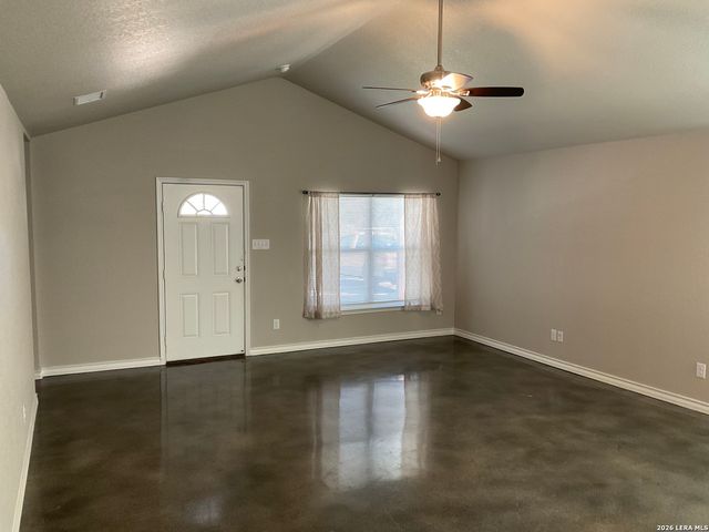 578 Misty Gln, Canyon Lake, TX 78133