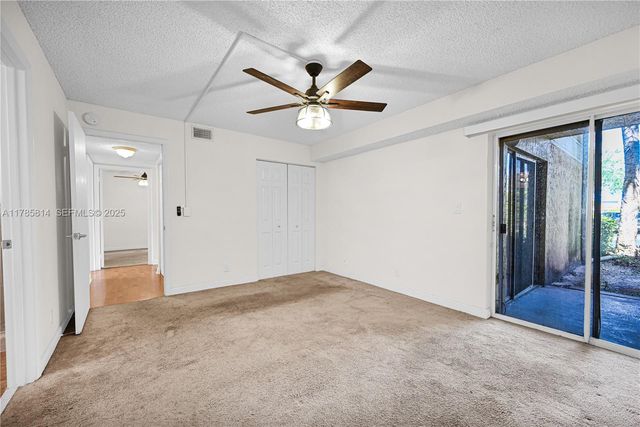 7640 Westwood Drive 404, Tamarac, FL 33321