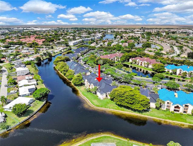 7640 Westwood Drive 404, Tamarac, FL 33321