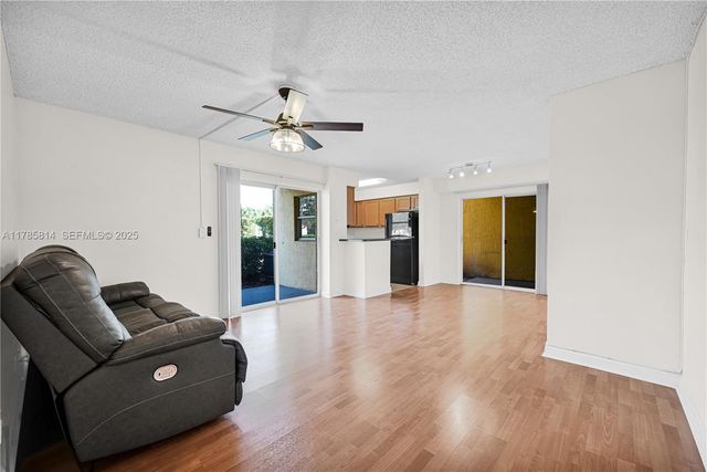 7640 Westwood Drive 404, Tamarac, FL 33321