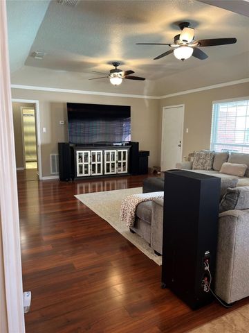 3419 Kathleen Drive, Mont Belvieu, TX 77523