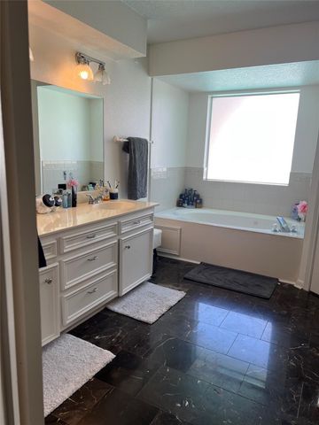 3419 Kathleen Drive, Mont Belvieu, TX 77523