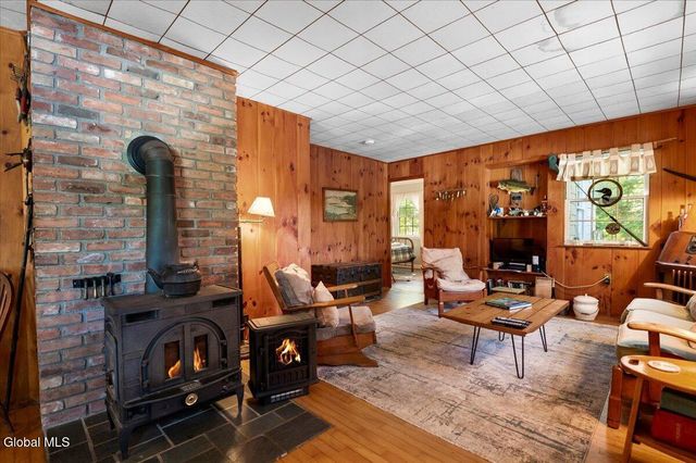 81 Hanneford Road, Lake George, NY 12845