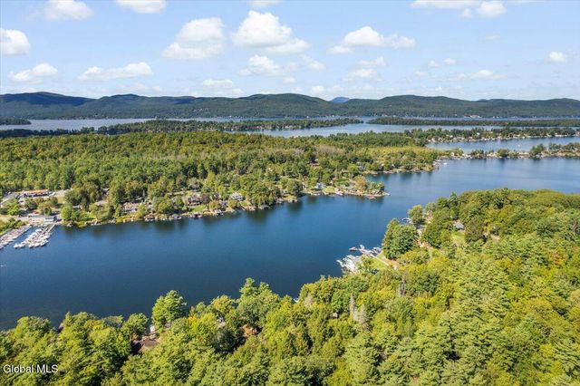 81 Hanneford Road, Lake George, NY 12845