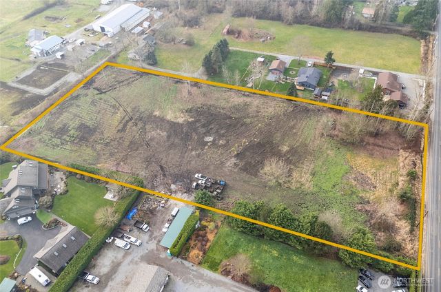 11104 8th Street E, Puyallup, WA 98372