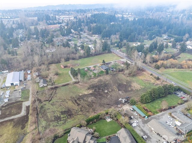 11104 8th Street E, Puyallup, WA 98372