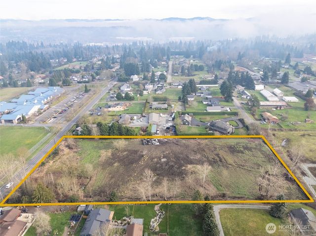 11104 8th Street E, Puyallup, WA 98372