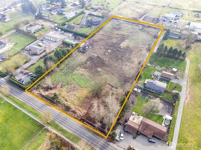 11104 8th Street E, Puyallup, WA 98372