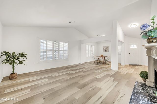 1360 W Folley Street, Chandler, AZ 85224