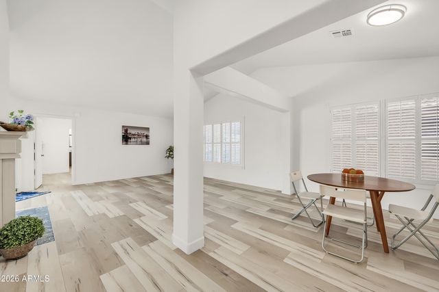 1360 W Folley Street, Chandler, AZ 85224