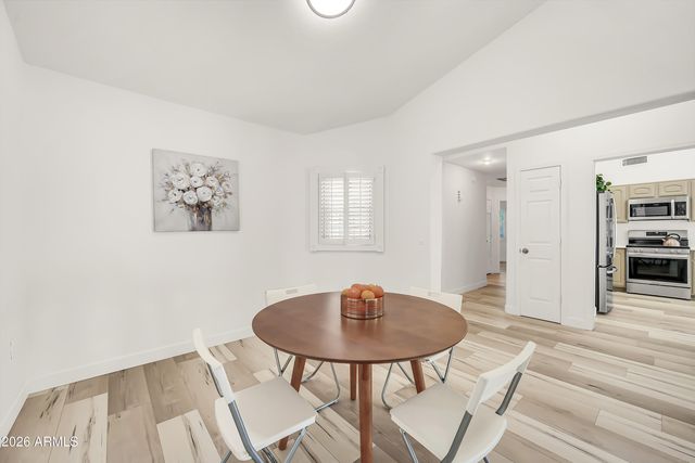1360 W Folley Street, Chandler, AZ 85224