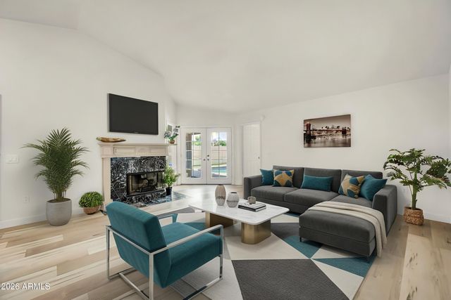 1360 W Folley Street, Chandler, AZ 85224