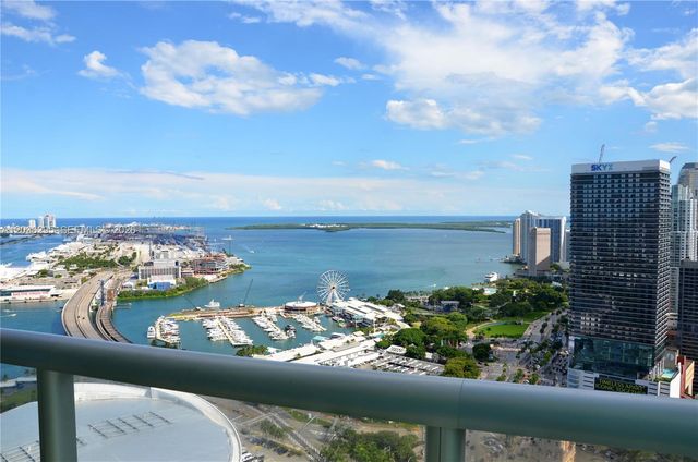 888 Biscayne Boulevard 4701, Miami, FL 33132