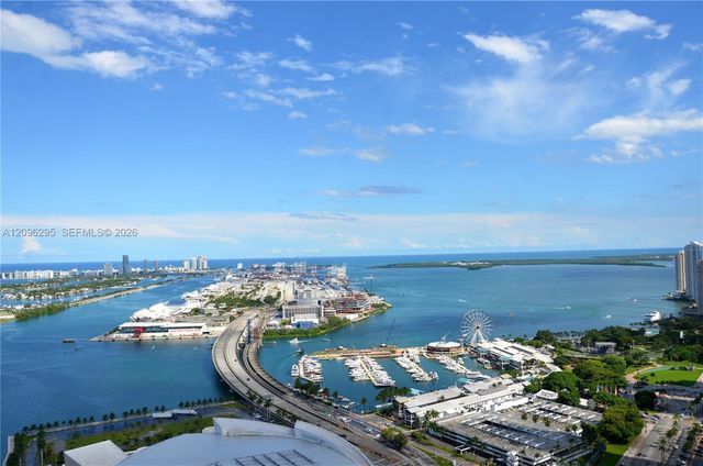 888 Biscayne Boulevard 4701, Miami, FL 33132