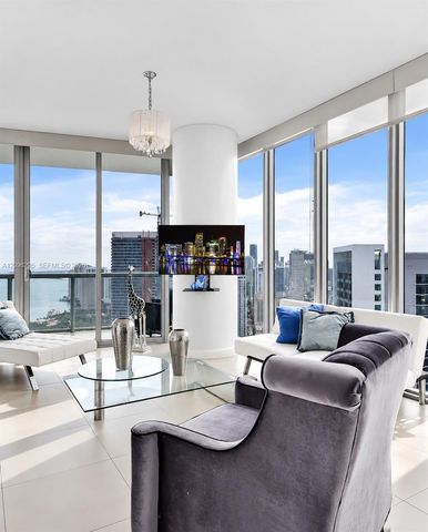 888 Biscayne Boulevard 4701, Miami, FL 33132