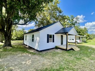 2463 Highway 43, S, Leoma, TN 38468
