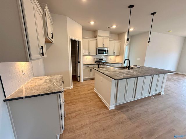 184 Pennington Avenue, Huntsville, AL 35811