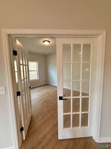 184 Pennington Avenue, Huntsville, AL 35811