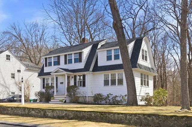 90 Willow St, Westwood, MA 02090
