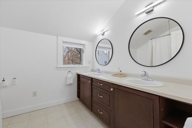 90 Willow St, Westwood, MA 02090