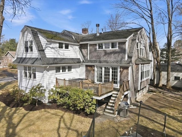 90 Willow St, Westwood, MA 02090