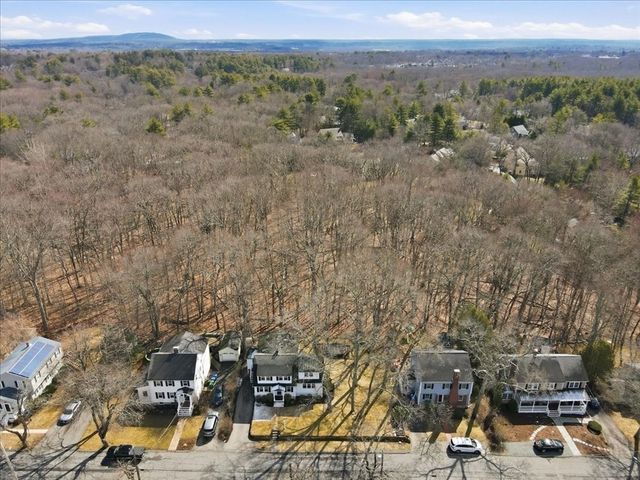 90 Willow St, Westwood, MA 02090