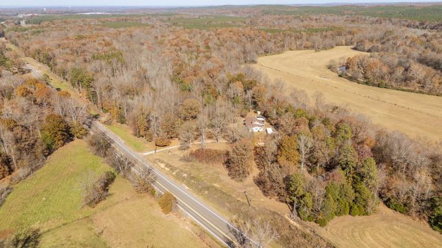 16040 Hwy 69, Savannah, TN 38372