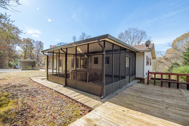 16040 Hwy 69, Savannah, TN 38372