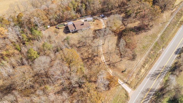 16040 Hwy 69, Savannah, TN 38372