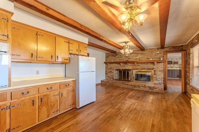 16040 Hwy 69, Savannah, TN 38372