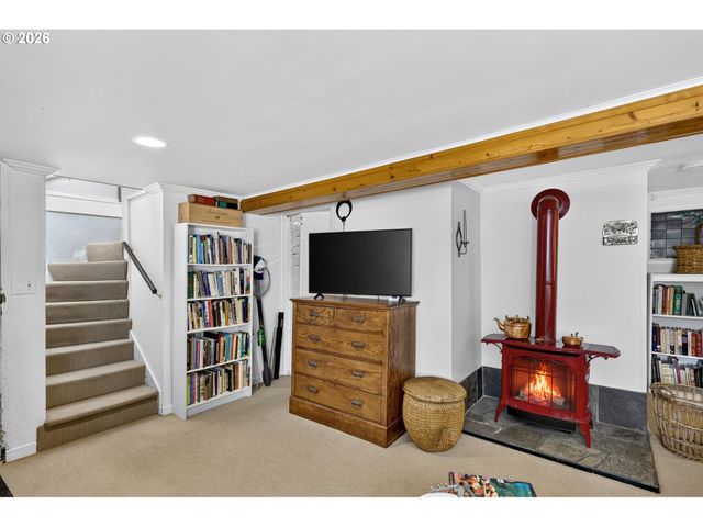 9225 Sw BOONES FERRY Rd, Portland, OR 97219