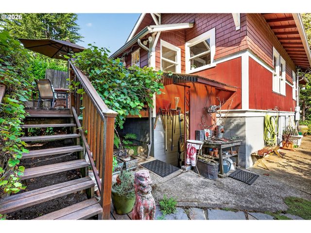 9225 Sw BOONES FERRY Rd, Portland, OR 97219