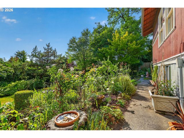 9225 Sw BOONES FERRY Rd, Portland, OR 97219