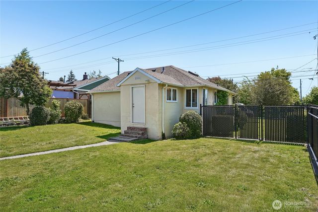 4521 N 18th Street, Tacoma, WA 98406