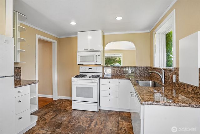 4521 N 18th Street, Tacoma, WA 98406