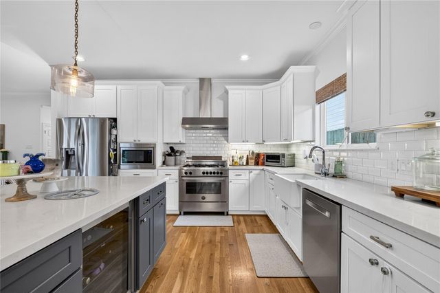 1722 Chippendale Road, Houston, TX 77018