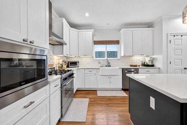 1722 Chippendale Road, Houston, TX 77018