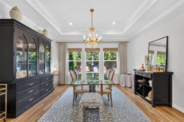 1722 Chippendale Road, Houston, TX 77018