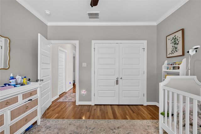 1722 Chippendale Road, Houston, TX 77018