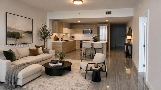 16385 Biscayne Blvd 2206, North Miami Beach, FL 33160