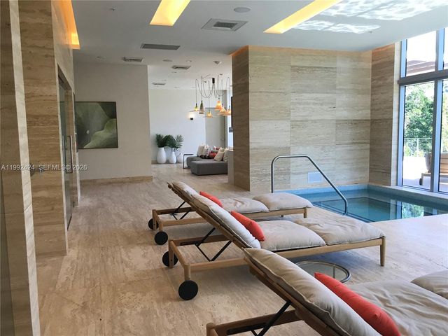 16385 Biscayne Blvd 2206, North Miami Beach, FL 33160