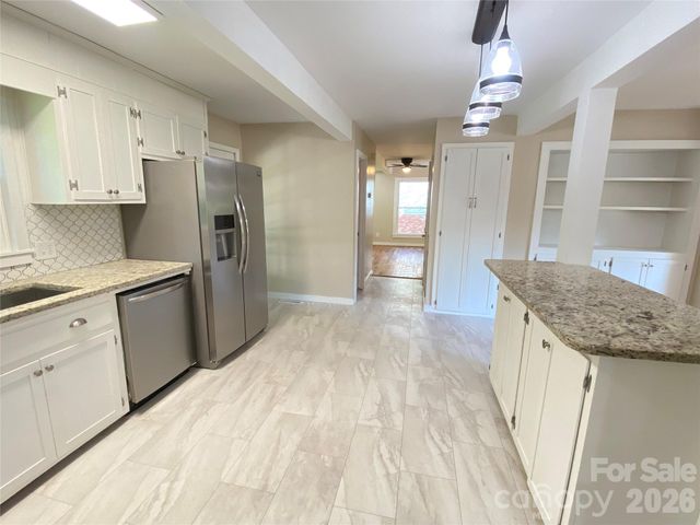 307 Maplewood Drive, Morganton, NC 28655