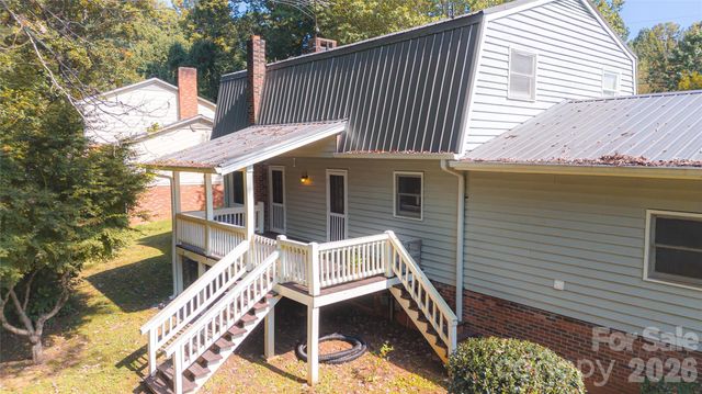307 Maplewood Drive, Morganton, NC 28655