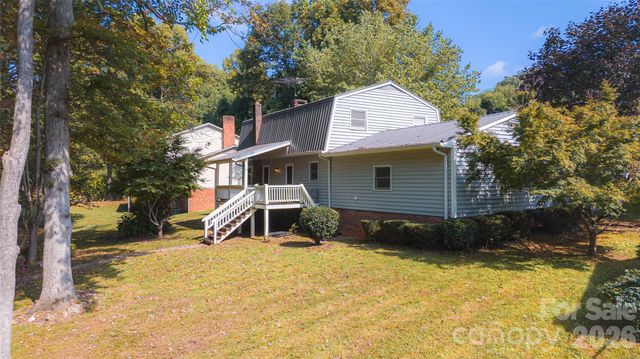307 Maplewood Drive, Morganton, NC 28655