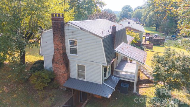 307 Maplewood Drive, Morganton, NC 28655