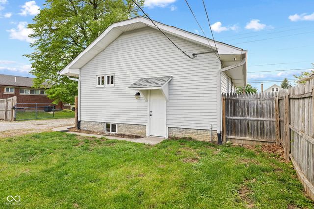 331 N 17th Avenue, Beech Grove, IN 46107