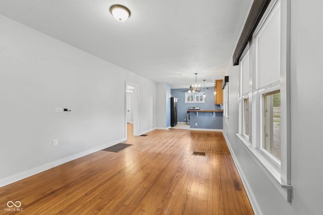 331 N 17th Avenue, Beech Grove, IN 46107