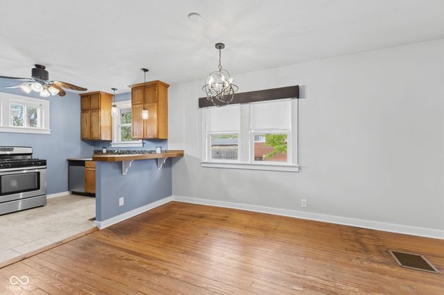 331 N 17th Avenue, Beech Grove, IN 46107
