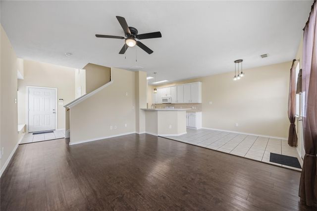 2951 Hackamore Hollow Lane, Houston, TX 77014