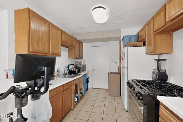 3304 HAMILTON Avenue, El Paso, TX 79930